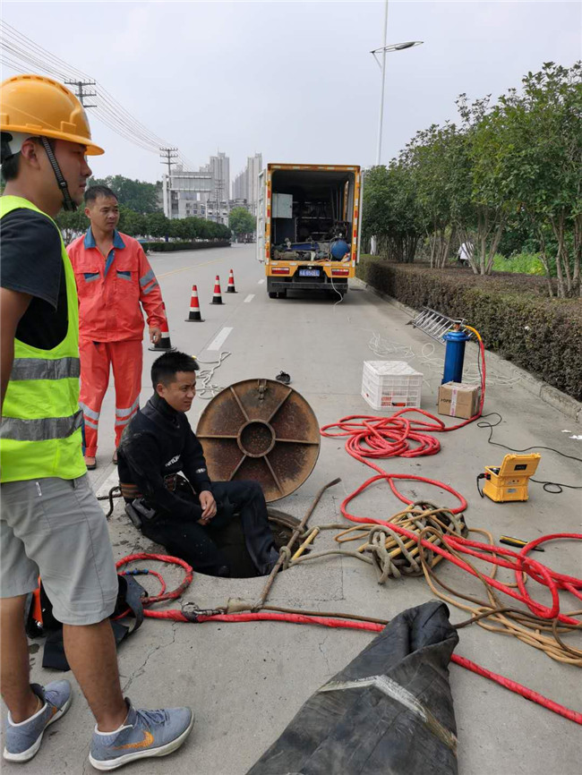 荣县翻衬法管道修复技术主要工序